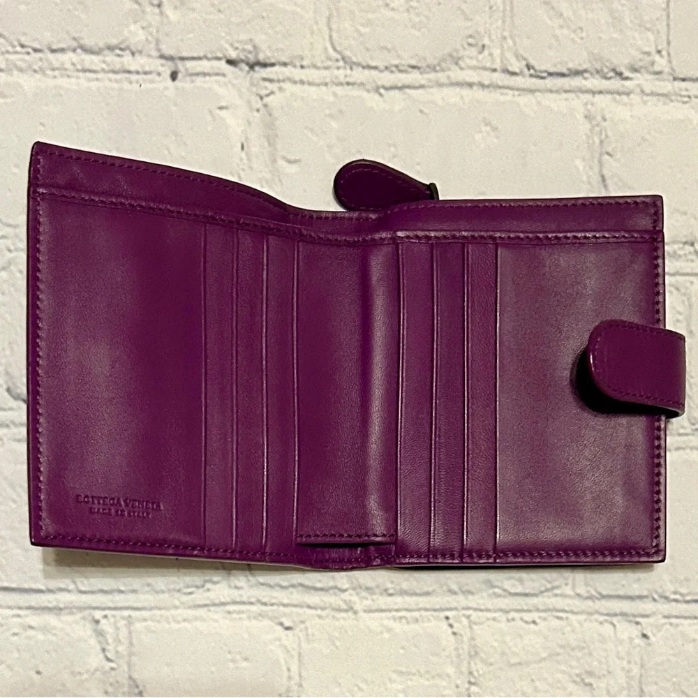 Like New Purple Bottega Veneta Intrecciato Leather Compact Wallet With Box - Picture 3 of 16